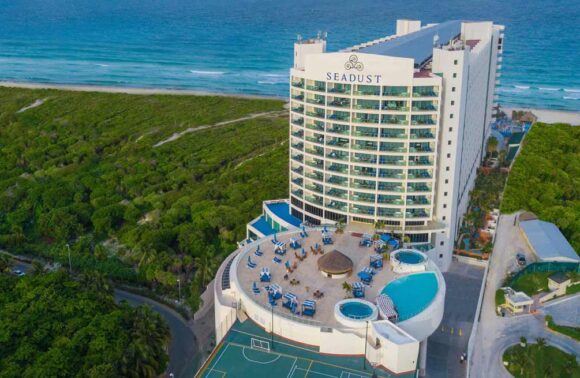 Seadust Cancun Family Resort