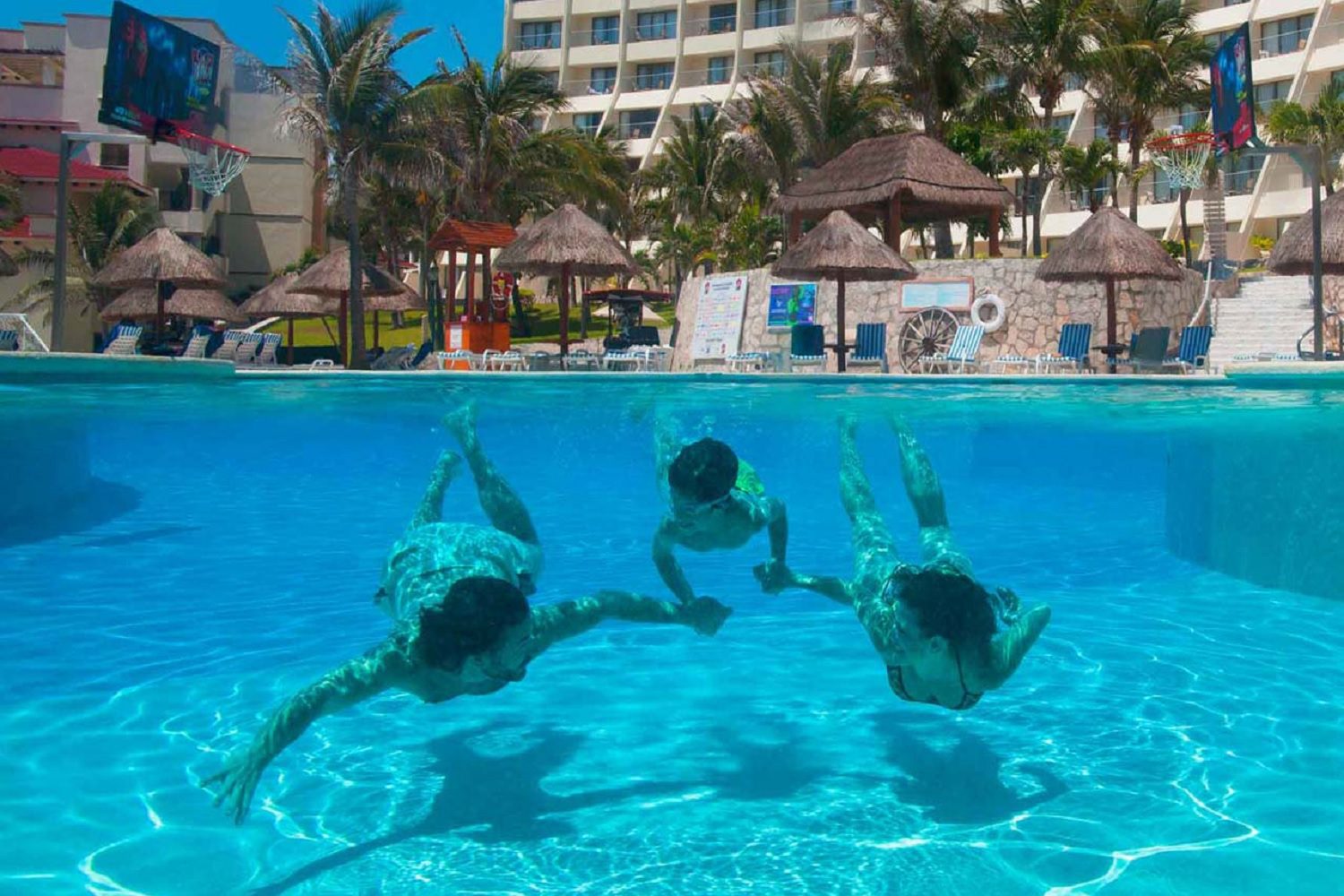 Grand Park Royal Cancun Airport Transfer www.prontotravel.com
