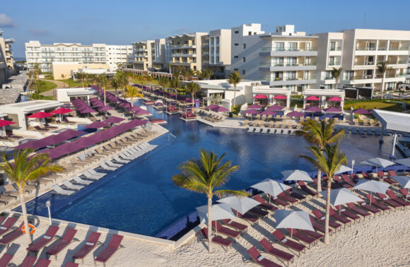 Planet Hollywood Cancún by Royalton