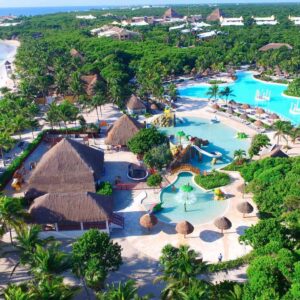 Grand Palladium Colonial Resort & Spa