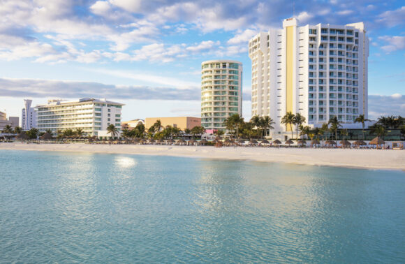 Krystal Grand Cancun