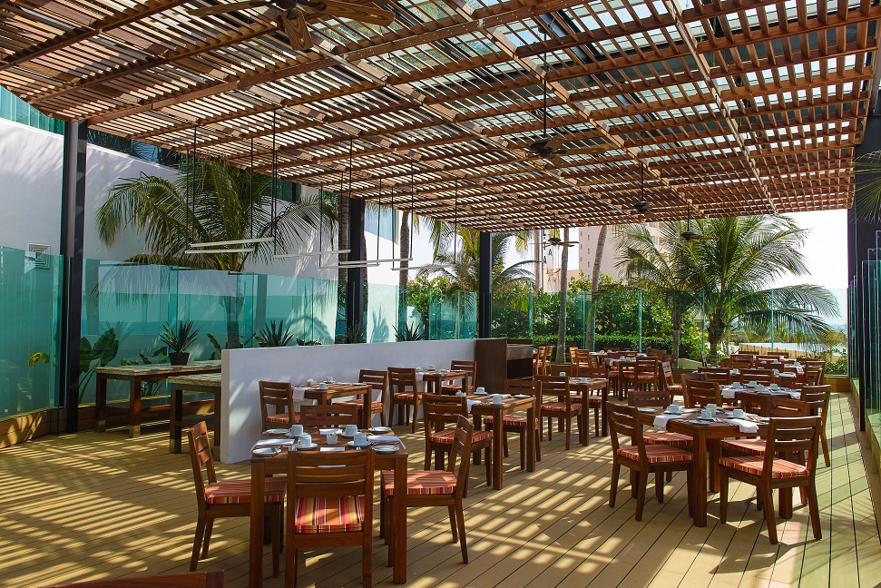 Krystal Grand Cancun