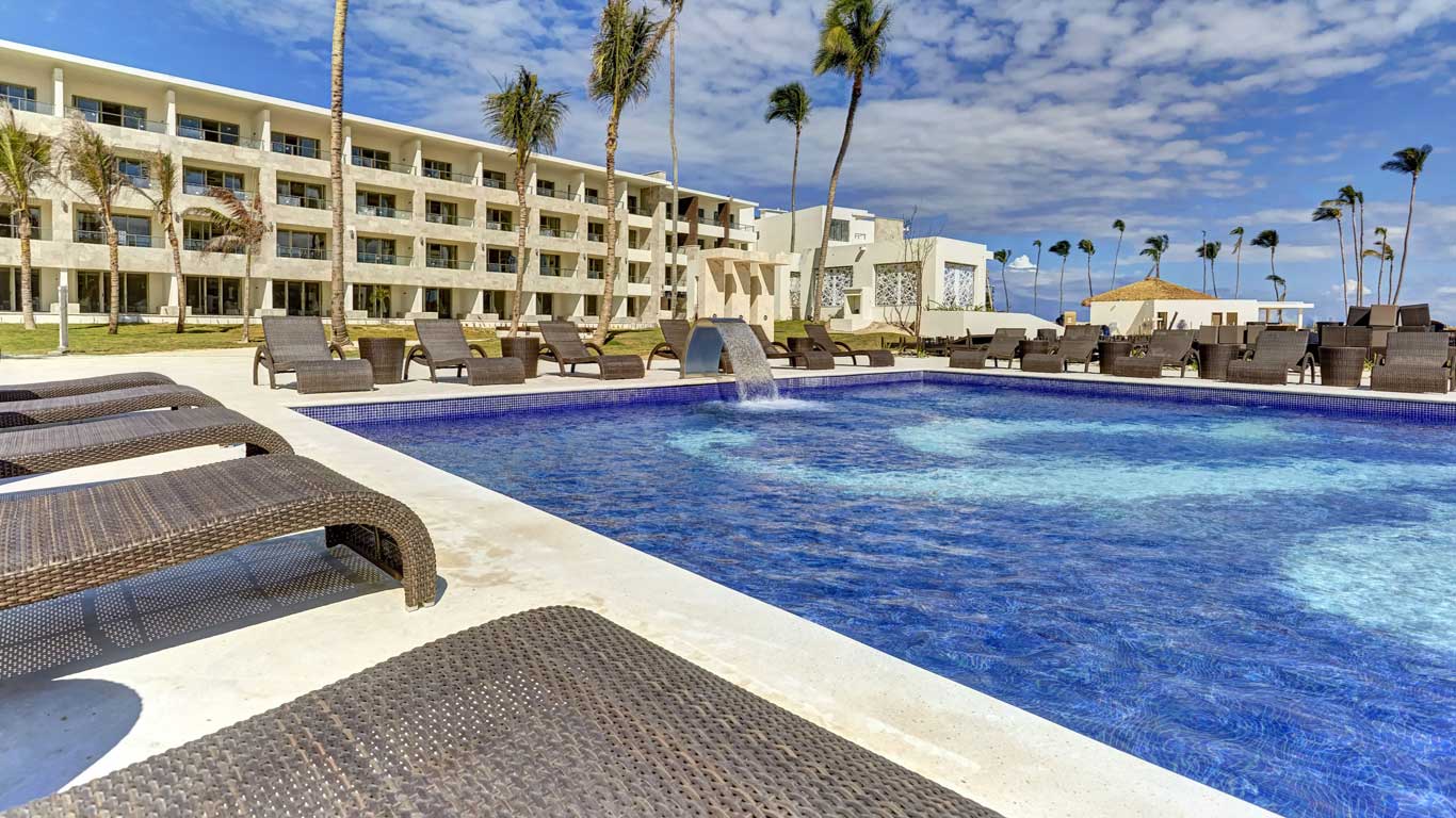 Hotel Royalton Bávaro Resort & Casino en Punta Cana con vista a la piscina