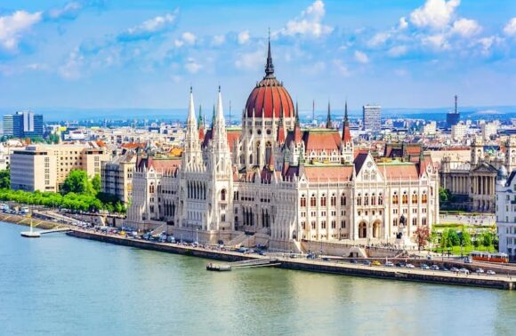 Viena con Budapest & Praga – Junio