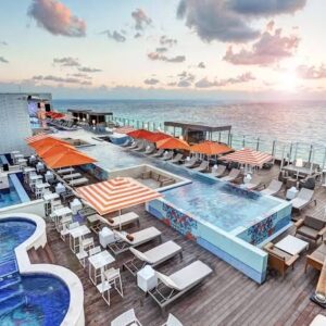 Royalton CHIC Cancun, An Autograph Collection Resort Royalton CHIC Cancun, An Autograph Collection Resort