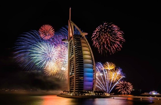 Dubái con Abu Dhabi – Diciembre