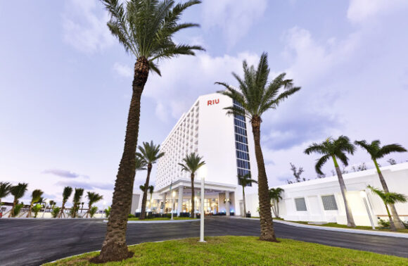 Riu Palace Paradise Island