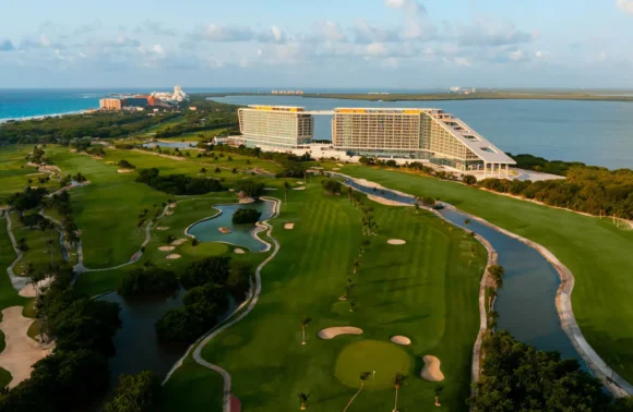 Hyatt Vivid Grand Island